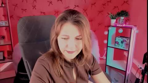 Snapshot of nicolehits chatting on 5, 3, 2026 nicolehits online show from 5, 3, 2026