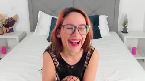 nicoleirisxxx online show from 27, 1, 2025