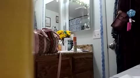 Snapshot of nicolelamm123 chatting on 16, 4, 2026 nicolelamm123 online show from 16, 4, 2026