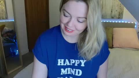 Snapshot of nicolelinharts chatting on 28, 3, 2026 Birthday online show from 28, 3, 2026