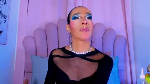 nicolemadrird online show from 24, 6, 2026
