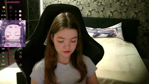 NicoleMeew online show from 12, 12, 2024