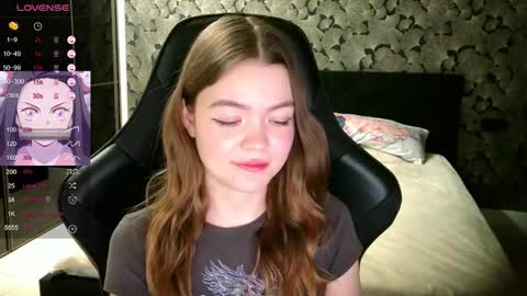 NicoleMeew online show from 18, 2, 2025