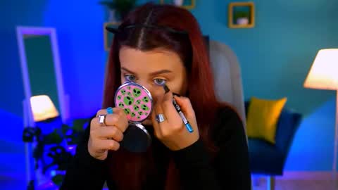 Snapshot of nicolemoonn chatting on 28, 10, 2025 online November 28 from 16 to 20 November 29 from 12 to 20 December 3 and 5 from 12 to 20 December 7 and 8 from 04 to 08 GMT online show from 28, 10, 2025