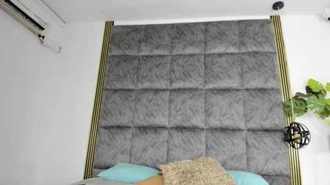 Nicole online show from 23, 1, 2025