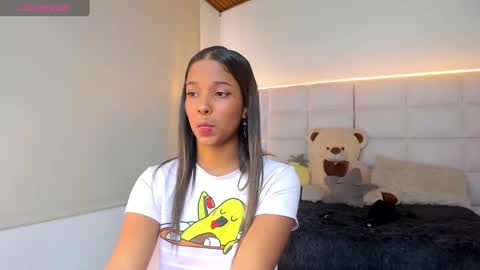 Snapshot of nicolle_ds chatting on 7, 2, 2025 Nicol online show from 7, 2, 2025