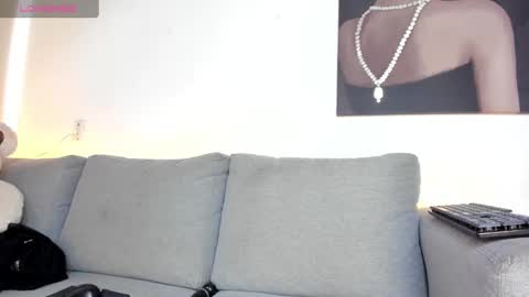 Snapshot of nicolle_ds chatting on 15, 2, 2025 Nicol online show from 15, 2, 2025