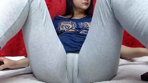 NICOLLE online show from 6, 10, 2025