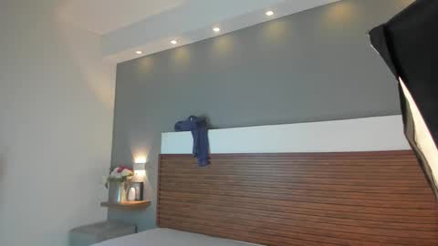 Snapshot of nicollerose1 chatting on 22, 10, 2025 Nicolle online show from 22, 10, 2025