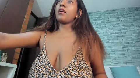 nicollesofia3 online show from 10, 2, 2025