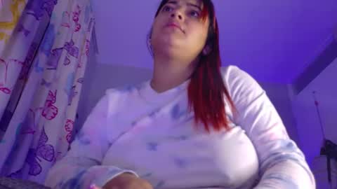 Nicolle Miley online show from 8, 5, 2026