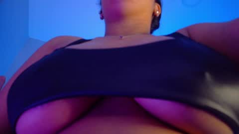 Nicolle Miley online show from 21, 6, 2026