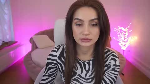 Nicole online show from 24, 2, 2026