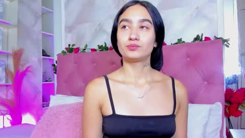 Snapshot of nicolqueen_ chatting on 22, 10, 2025 NICOL online show from 22, 10, 2025