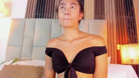 Snapshot of nicolqueen_ chatting on 1, 4, 2026 NICOL online show from 1, 4, 2026