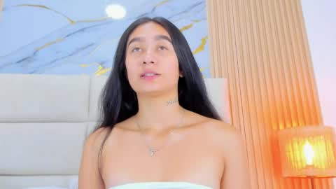 Snapshot of nicolqueen_ chatting on 20, 4, 2026 NICOL online show from 20, 4, 2026