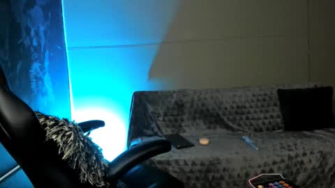 Snapshot of nicolvibes_212 chatting on 3, 12, 2025 Nicol online show from 3, 12, 2025