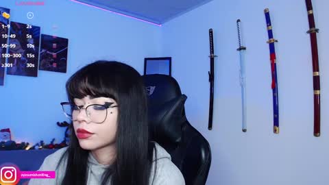 Snapshot of nicorobinn chatting on 17, 12, 2024 Lizzie online show from 17, 12, 2024