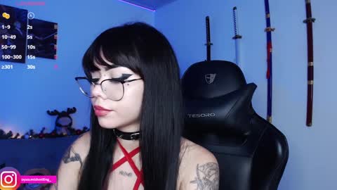 Snapshot of nicorobinn chatting on 21, 12, 2024 Lizzie online show from 21, 12, 2024