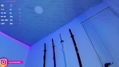 Snapshot of nicorobinn chatting on 12, 11, 2025 Lizzie online show from 12, 11, 2025