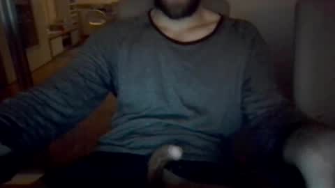 nieznajomy33 online show from 27, 7, 2026