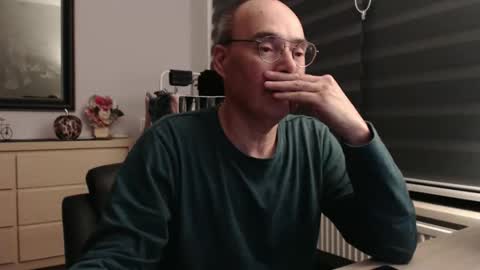 Snapshot of nightkeeper63 chatting on 4, 10, 2025 nightkeeper63 online show from 4, 10, 2025