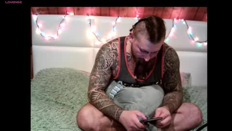 Snapshot of nightrobert_ chatting on 29, 9, 2025 NightRobert online show from 29, 9, 2025