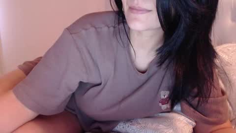leona online show from 7, 2, 2026