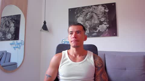 Niick online show from 8, 12, 2024