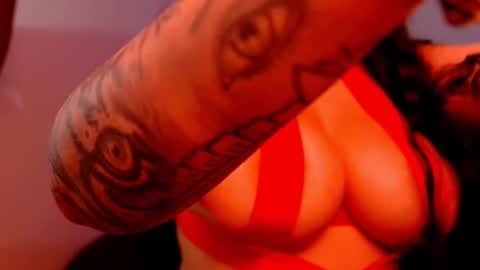 Snapshot of niinarosee1 chatting on 19, 3, 2026 Niinarosee online show from 19, 3, 2026