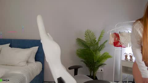 Snapshot of nikadines chatting on 1, 4, 2026 Nika online show from 1, 4, 2026