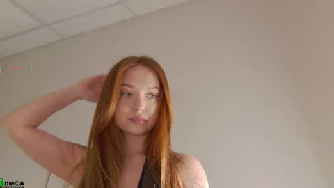 Snapshot of nikadines chatting on 5, 4, 2026 Nika online show from 5, 4, 2026