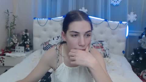 nikastarkk online show from 4, 12, 2024