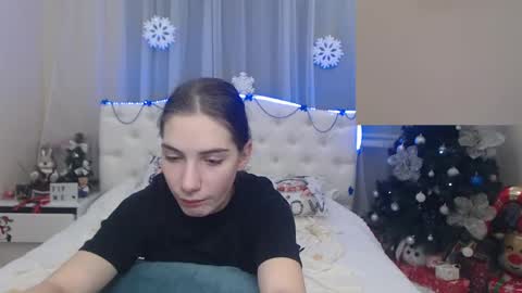 nikastarkk online show from 8, 12, 2024