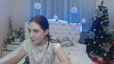 nikastarkk online show from 8, 12, 2024