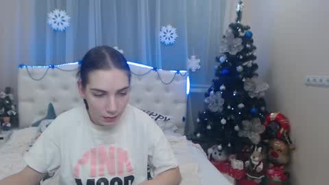 nikastarkk online show from 13, 12, 2024