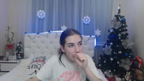 nikastarkk online show from 14, 12, 2024