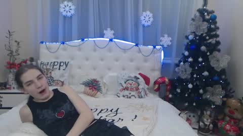 nikastarkk online show from 30, 12, 2024