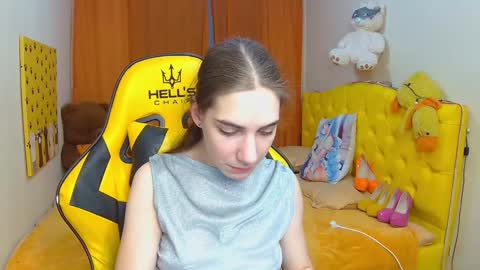 nikastarkk online show from 5, 2, 2025