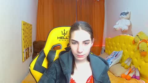 nikastarkk online show from 10, 2, 2025