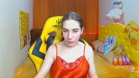 nikastarkk online show from 14, 2, 2025