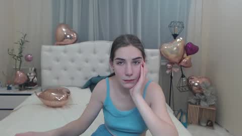 nikastarkk online show from 19, 2, 2025