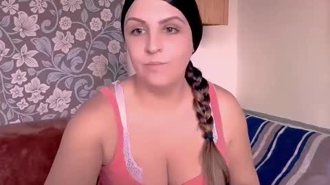 Snapshot of niki_leex chatting on 4, 12, 2024 niki_leex online show from 4, 12, 2024