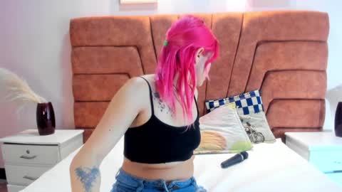 niki online show from 13, 1, 2025