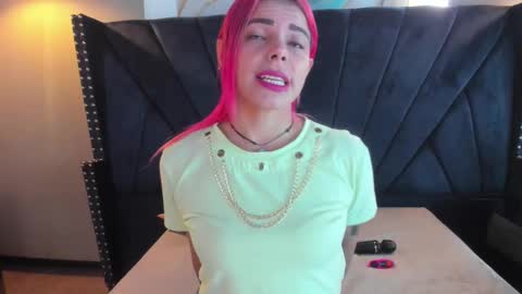 niki online show from 30, 9, 2025