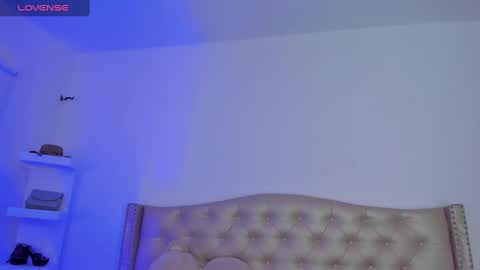 Snapshot of nikiibrooks chatting on 23, 1, 2025 Niikii online show from 23, 1, 2025