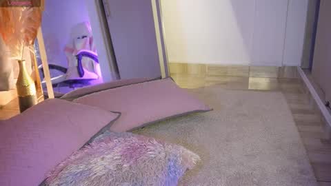 Nikita Luan online show from 17, 3, 2026