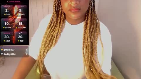 Snapshot of nikitakisskm chatting on 3, 3, 2025 nikitakisskm online show from 3, 3, 2025
