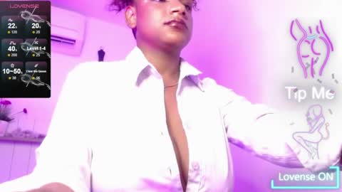 Snapshot of nikitakisskm chatting on 25, 10, 2025 nikitakisskm online show from 25, 10, 2025