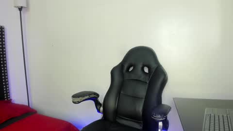Snapshot of nikkenyx chatting on 24, 2, 2025 Nikkenyx online show from 24, 2, 2025